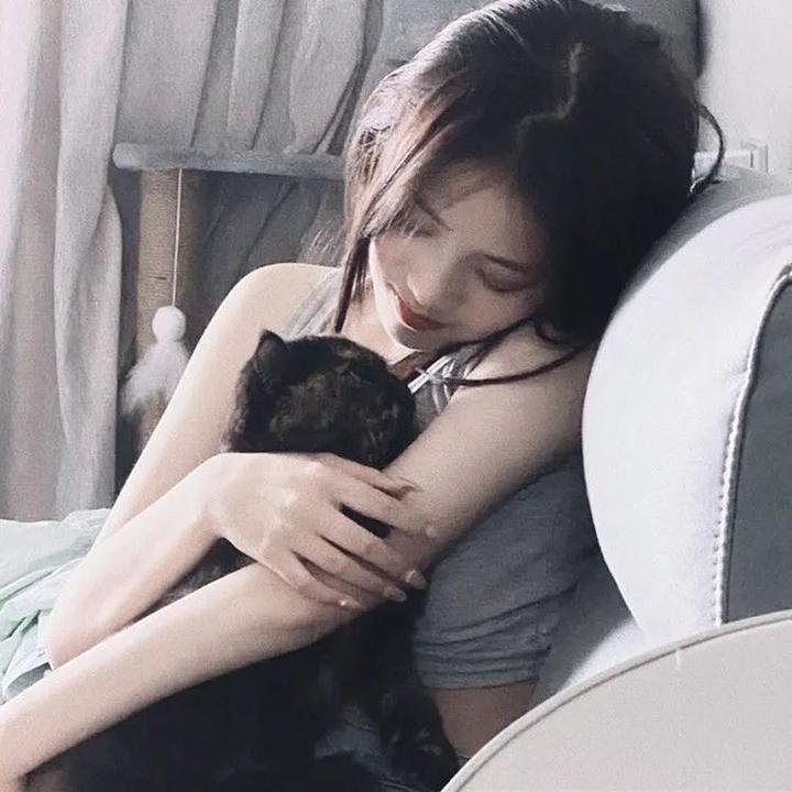 滚动的玻璃珠